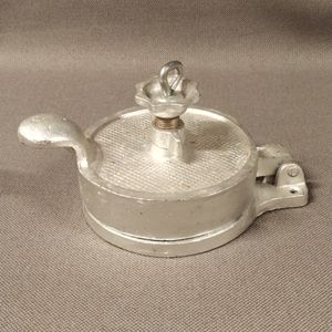 Lanin hamburger press